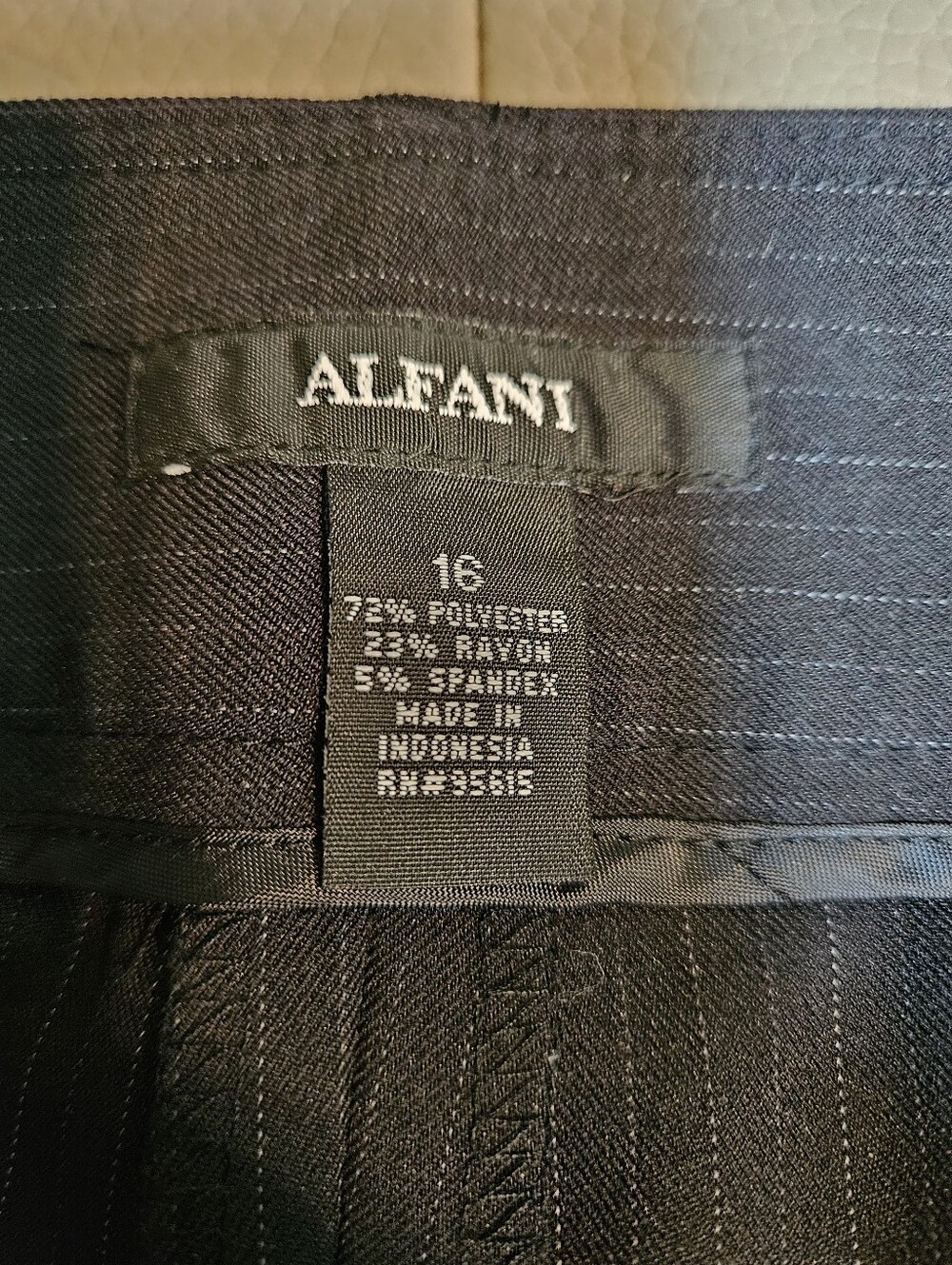 Alfani Charcoal Pinstripe Dress Pants Trouser Stretch Womens 16 - Picture 2 of 7